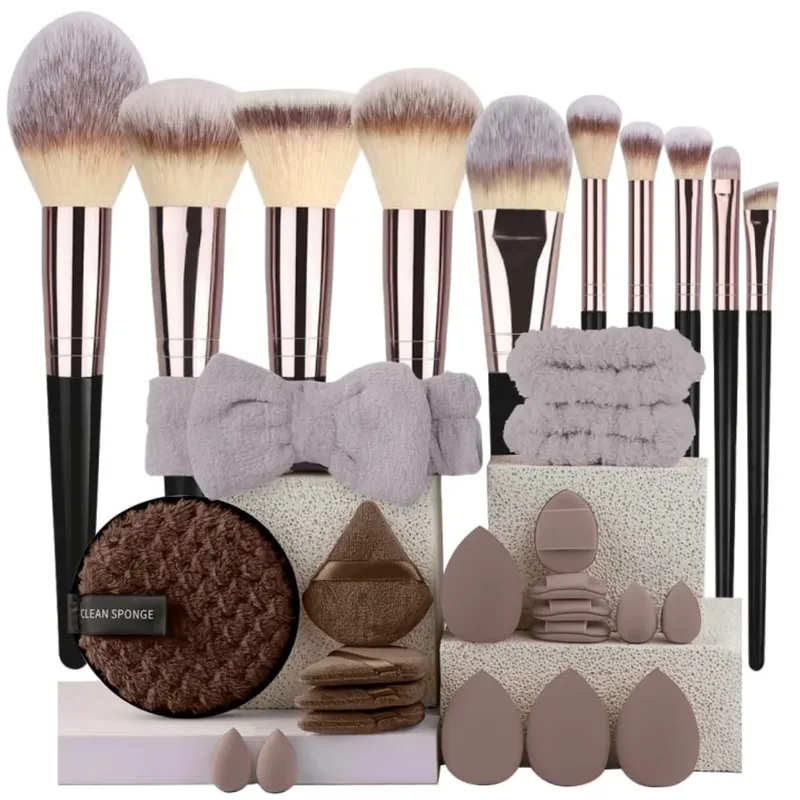 Conjunto de pincéis de maquiagem luxuosos, macios e fofos, base, blush, pó, sombra, kabuki, mistura, pincel de maquiagem, ferramenta de beleza