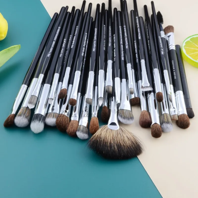 Pincéis de maquiagem série S Pro, pó, base, blush, destaque, pincel de maquiagem, tamanho grande, cabo preto, cabelo sintético, bem feito