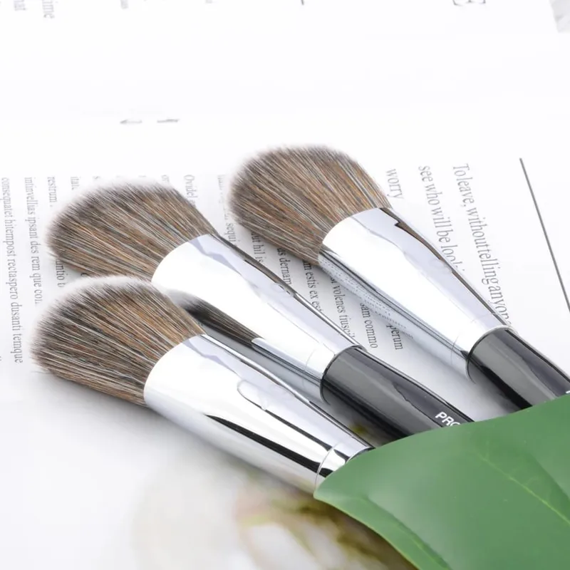 1 peça Pro Blush Angular #49 Pó Blush Pincéis de maquiagem sombra Pincel de maquiagem com cabo de madeira de cabelo sintético