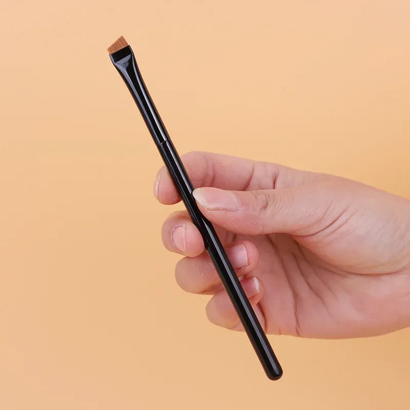 brow brush 103