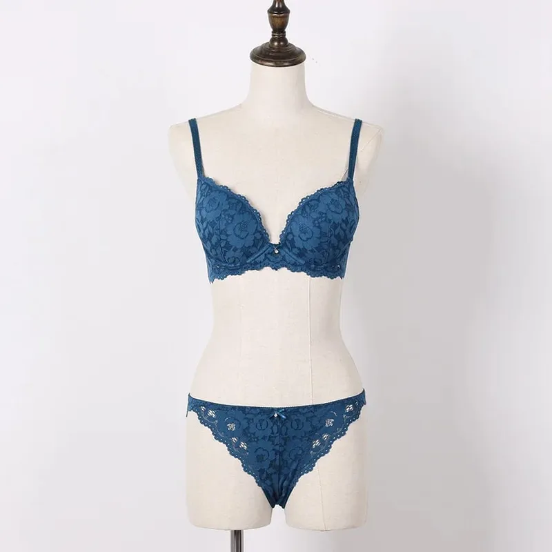 Push Up Bra Set Embroidery Lace Bra and Panties Set Thick Cup U Backless Everyday Lingerie Underwear Women Brassieres