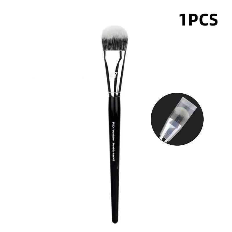 47 Pincel de base em ângulo chanfrado com cobertura de plástico Pincel de maquiagem para creme BB de base líquida profissional 1/2/3/4/5 PCS