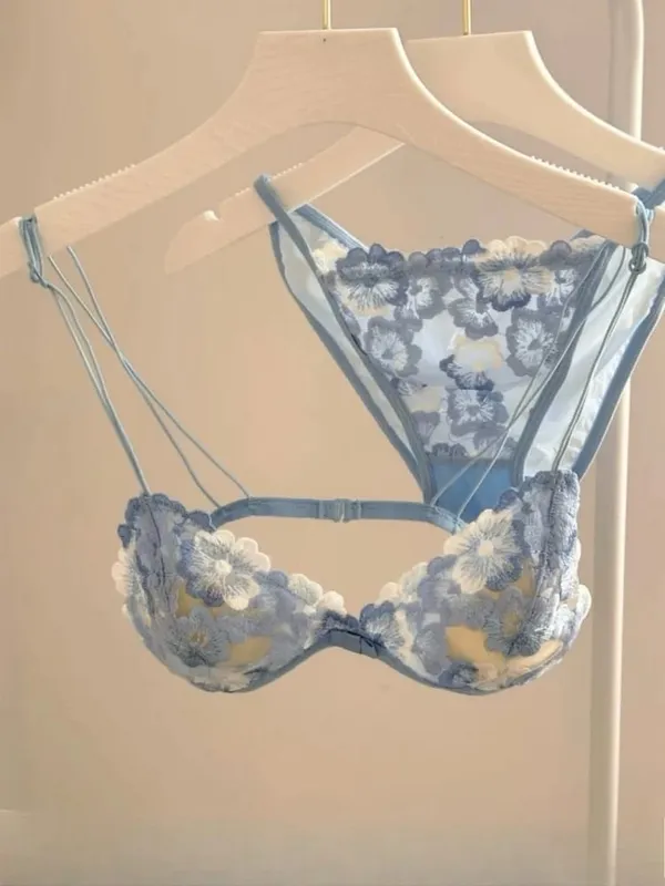 Super sexy conjunto de sutiã de renda transparente oco sem arame triângulo francês bralette e calcinha feminina lingerie quente 2026 moda
