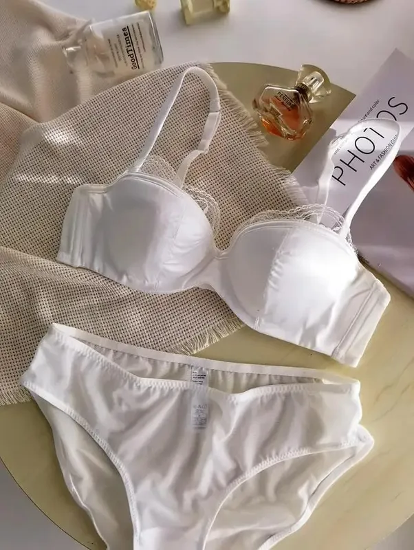 Seção fina meia xícara conjunto de roupa interior calcinha seios pequenos reunidos lingerie tamanho grande ultra-fino sexy rendas meninas sutiã novo