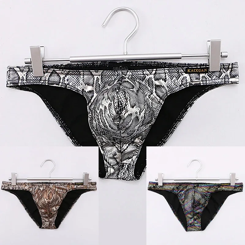 Cuecas masculinas estampadas de pele de cobra com bolsa de protuberância sexy cueca de biquíni confortável da marca WANGJIANG