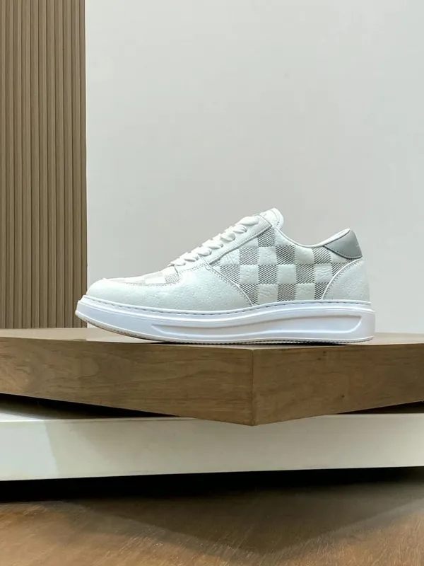 Tênis de skate de couro grão baixo cinza branco xadrez estampa retalhos antiderrapante sola de borracha mínimo versátil sapatos de caminhada diária