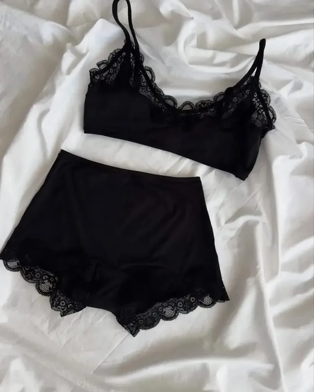 Sutiã de renda bonito conjunto sólido feminino combinação livre sutiãs de alça ajustável + calcinha de cintura baixa chique simples alta elasticidade conjuntos de lingerie