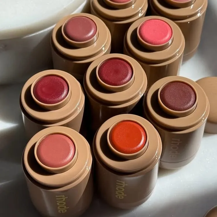 Rhodeskin Limited Edition Peptide Tint Tinted Lip Gloss Layer Nourishing Hydrates Makeup Nourishing Moisturizing Lipstick Glaze