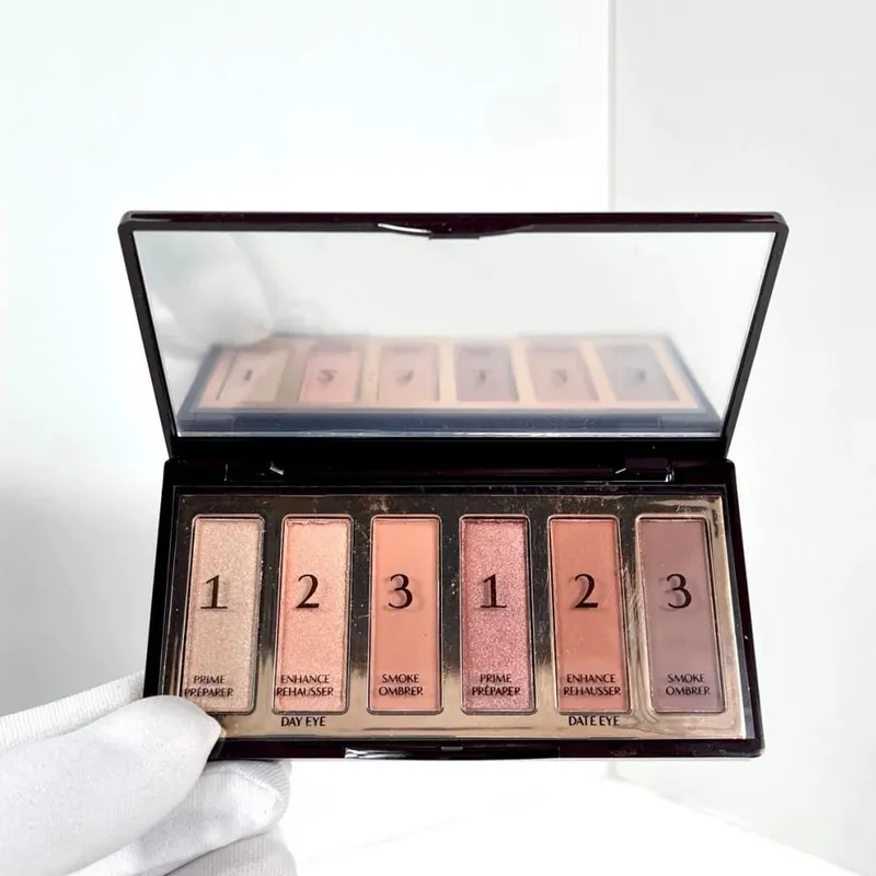 Charlotte Tilbury Hollywood Flawless Liquid Highlighter hidrata a pele Paleta luxuosa com acabamentos metálicos brilhantes e acetinados
