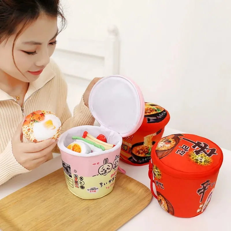Simulação realista série de macarrão brinquedos de pelúcia criativo recheado macio balde de macarrão instantâneo travesseiro engraçado para meninas presente decoração de casa