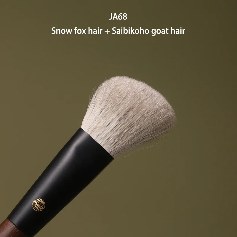 Professional Handmade Makeup Brushes 1PC Squirrel Fox Horse Goat Hair Angled Contour Brush Walnut Handle Make Up Brush