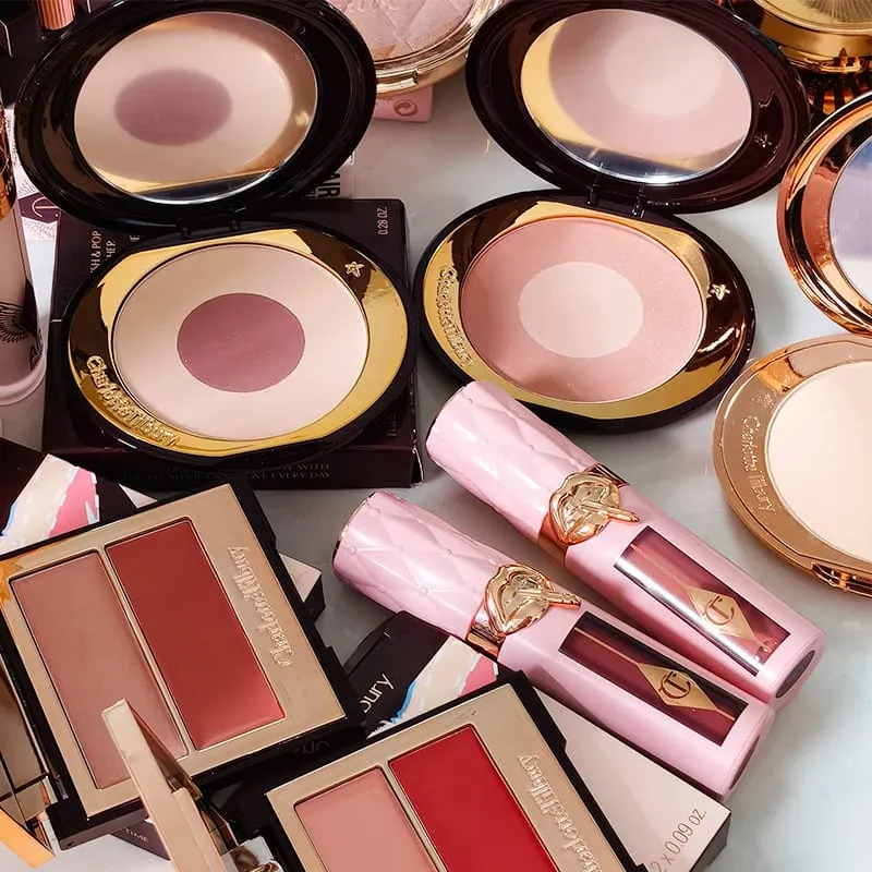 Charlotte micro leve pó almofada de ar pequena placa de ouro ajuste em pó 2 cores pó blush essência óleo tilbury cosméticos