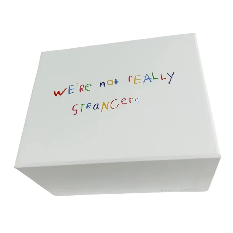 8 estilos NÃO SOMOS REALMENTE ESTRANHOS - um jogo de cartas interativo Amizade Family Couples Edition - Cartões de festa do melhor amigo