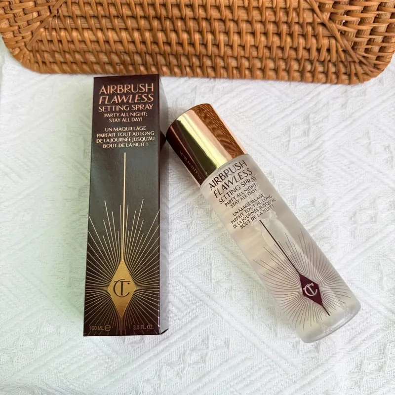Charlotte Tilbury Airbrush Acabamento impecável Suavização de poros desfocados Maquiagem CT Edição limitada Disco de prata Configuração em pó cosmético — image 16