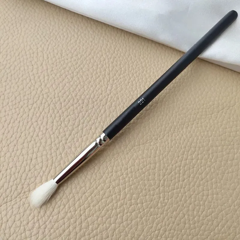 1pc M series Makeup Brushes Powder Contour Eyeshadow Make Up Brush Animal Hair Wood Handle High Quality Cosmetic Tool Artist
