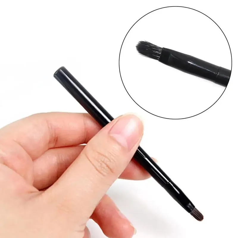 Pincéis de maquiagem para lábios, pincéis pretos com tampa, batom retrátil, viagem, portátil, escova labial, brilho, maquiagem