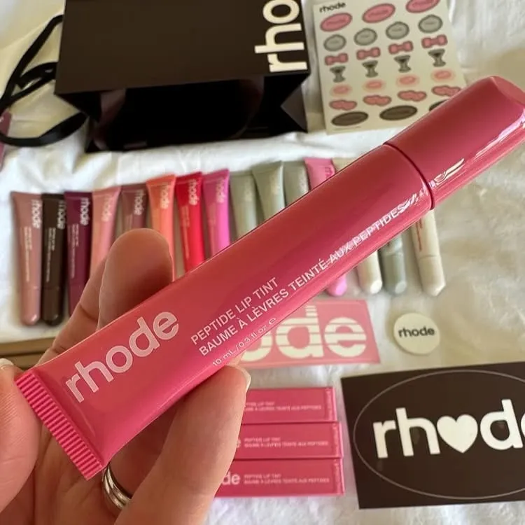 Rhodeskin Limited Edition Peptide Tint Tinted Lip Gloss Layer Nourishing Hydrates Makeup Nourishing Moisturizing Lipstick Glaze