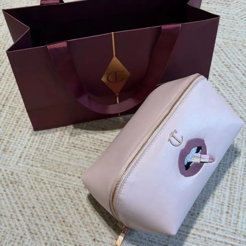 Charlotte Tilbury 霧面定妝粉餅 4 色粉底液好萊塢無瑕濾鏡 CT 化妝包禮品化妝品 — image 10