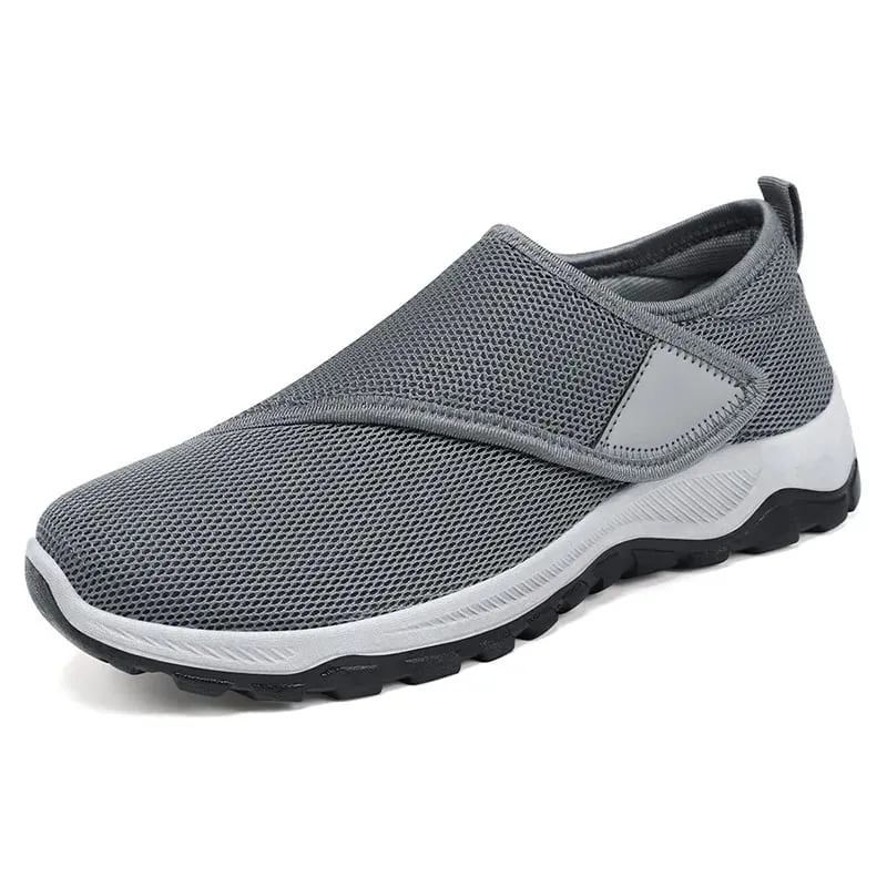 Tênis casuais masculinos macios e confortáveis ​​sapatos masculinos gancho-loop ajustável pés largos andando ao ar livre sapatos esportivos antiderrapantes