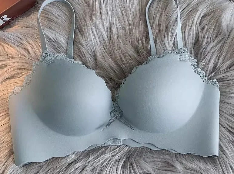 Hot Selling Ladies Push Up Bra Set Seamless Wireless Support Anti-Sagging Comfort Lingerie S-XL for Young Women Soft Daily Wear