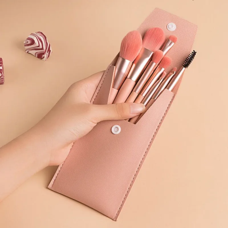 Pincel de maquiagem portátil, 8 peças, base corretivo, cabelo macio, ferramentas de maquiagem para iniciantes, mini conjunto sem álcool