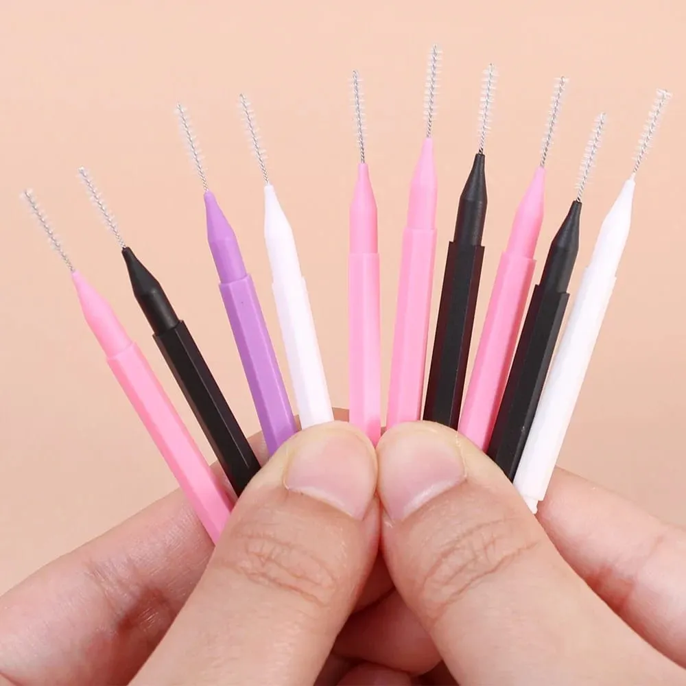 50 pçs mini escova de sobrancelha portátil sobrancelha perm escovas descartáveis ​​dobráveis ​​micro cílios sobrancelha levantamento escovas aplicadores ferramentas