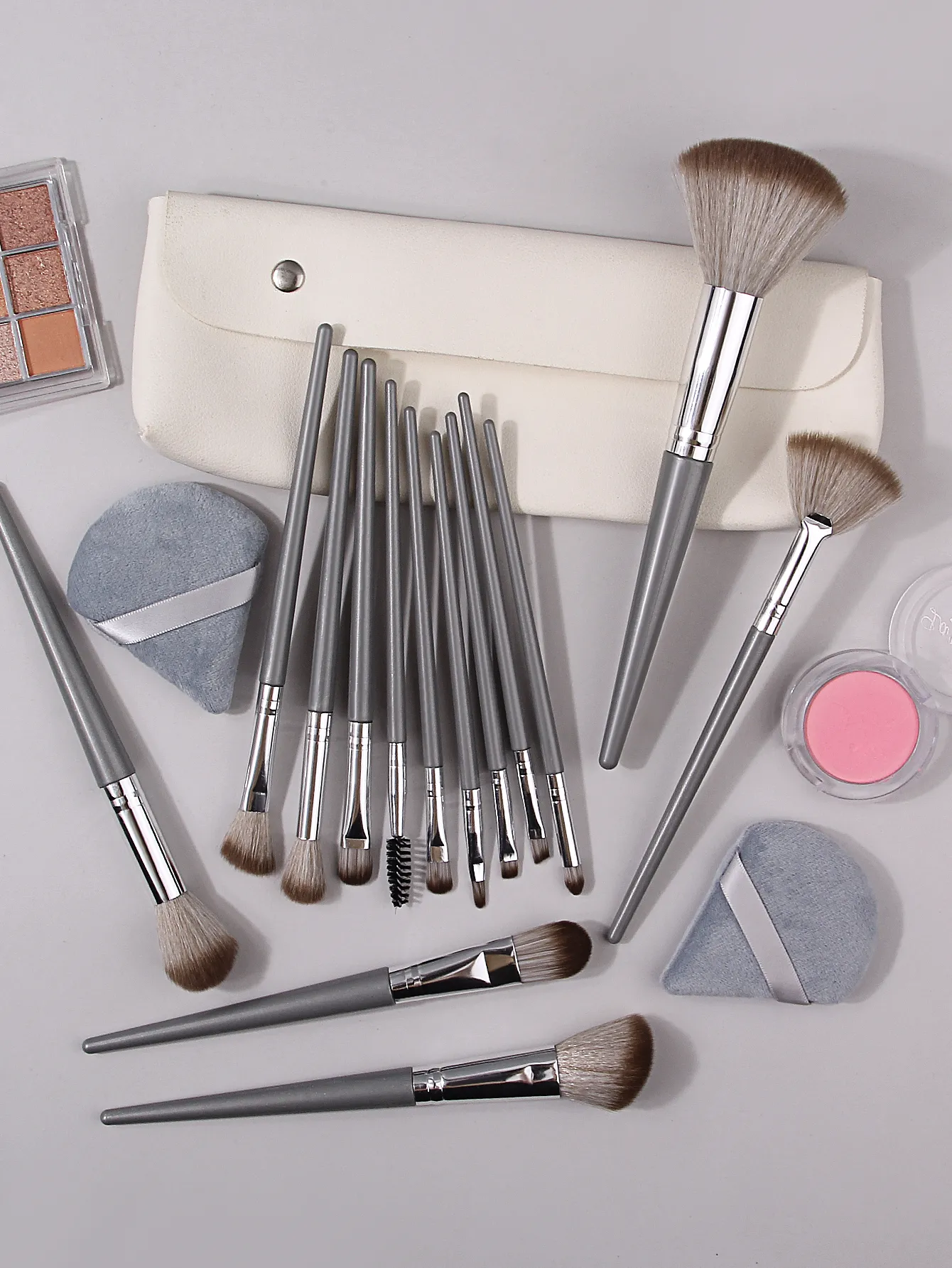Conjunto de pincéis de maquiagem profissional, 17 peças, macio, fofo, base cosmética, pó, sombra, kabuki, mistura, pincel de maquiagem, ferramenta de beleza
