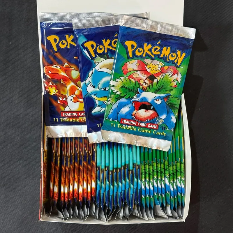 Pacote de reforço 11 unidades/saco 1ª edição pacote de cartas colecionáveis ​​charizard coleção de jogos de reforço de batalha brinquedos para meninos presente