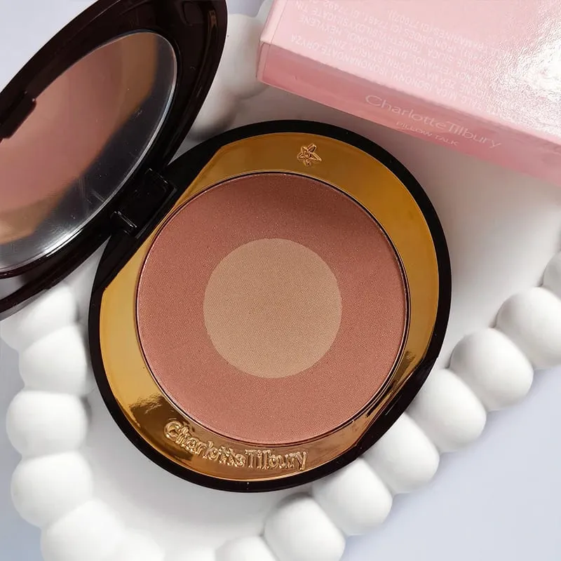 Charlotte micro leve pó almofada de ar pequena placa de ouro ajuste em pó 2 cores pó blush essência óleo tilbury cosméticos