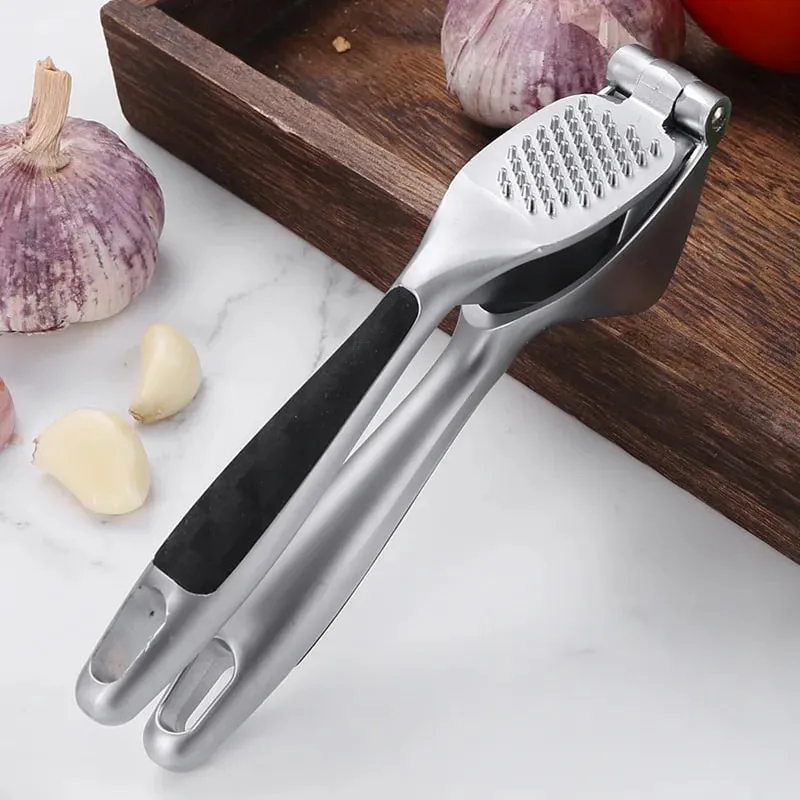 Zinc Alloy Garlic Puree Press Kitchen Tool Multifunctional Manual Garlic Squeezing Machine Household Creative Garlic Paste Clamp
