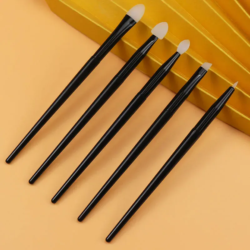 1/5 pçs pincéis de sombra de silicone macio lábio bálsamo delineador aplicador corretivo escovas de sobrancelha portátil maquiagem facial ferramenta de beleza — image 2