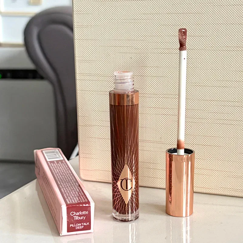 Charlotte Jelly Lip Gloss Alto Brilho Hidratante Volumizante Vitamina E para Uso Diário Gloss Bálsamo Natural Tilbury Cosméticos