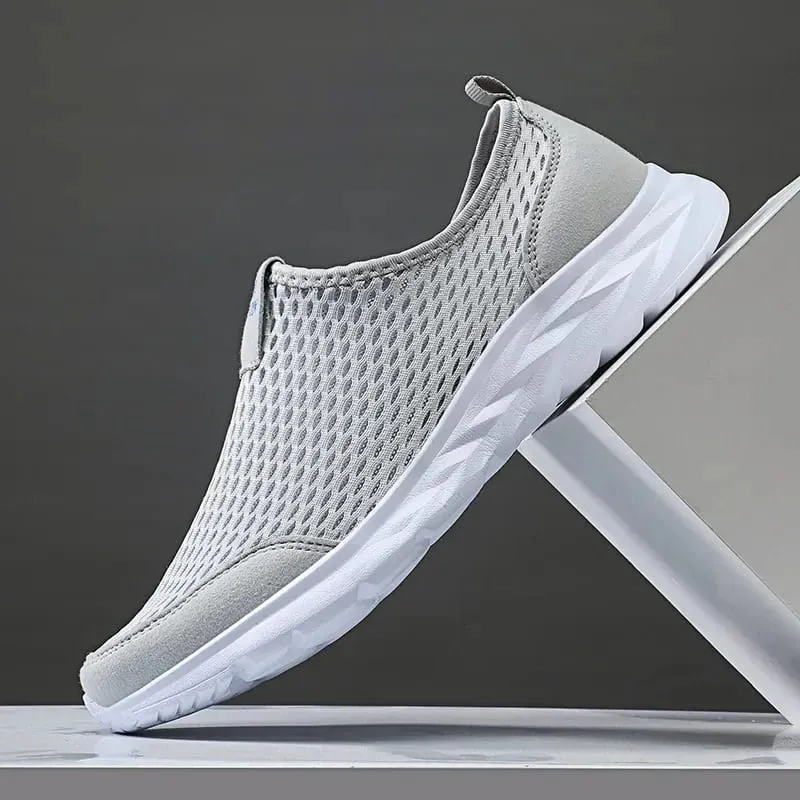 2026 nuove scarpe da uomo mocassini leggeri da passeggio traspiranti estivi comodi scarpe Casual da uomo Sneakers Zapatillas Hombre Plus