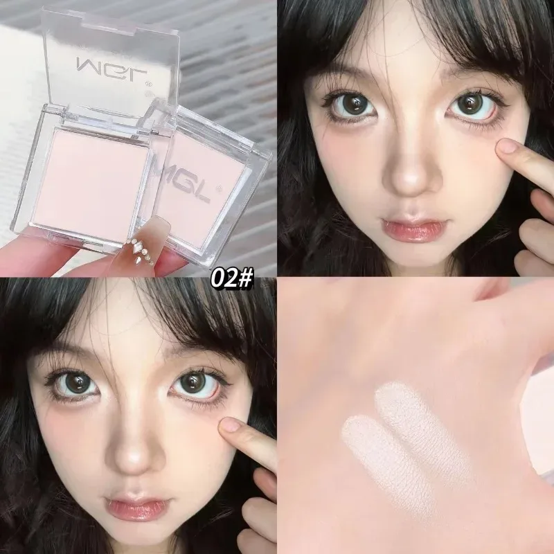 Paleta de iluminador facial branco puro fosco, monocromático, sombra de jade perolada, iluminador natural, maquiagem de contorno