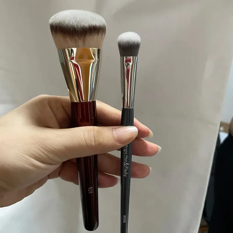1pc angular base líquida fundação pincéis de maquiagem contorno corretivo compõem escovas cabo de madeira vermelha ferramentas cosméticas 101
