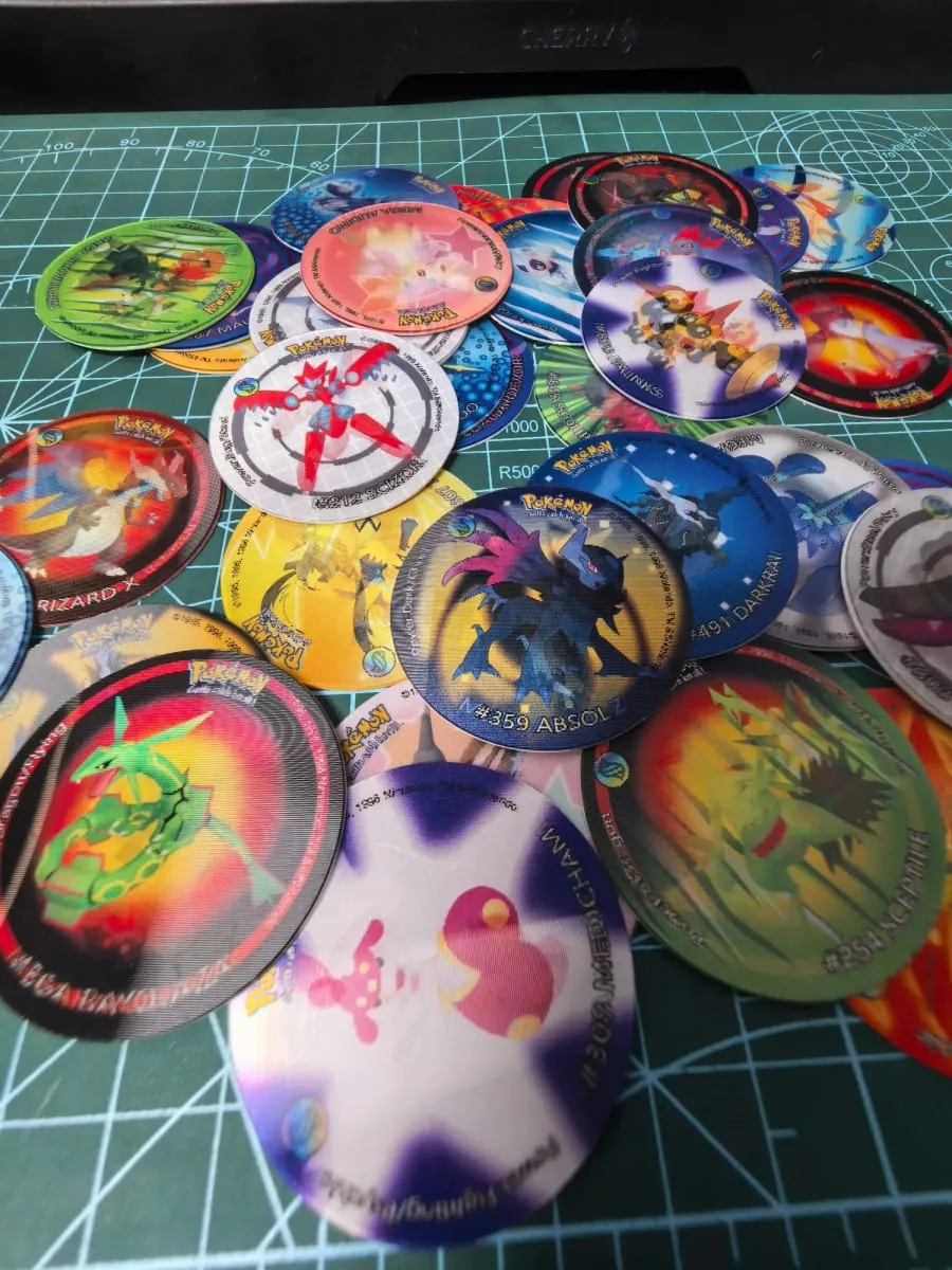 10-90 peças 3d flip pokemon za mega evolução tazos conjunto completo lenticular redondo pogs eco plástico 4cm anime cartas de jogo colecionáveis