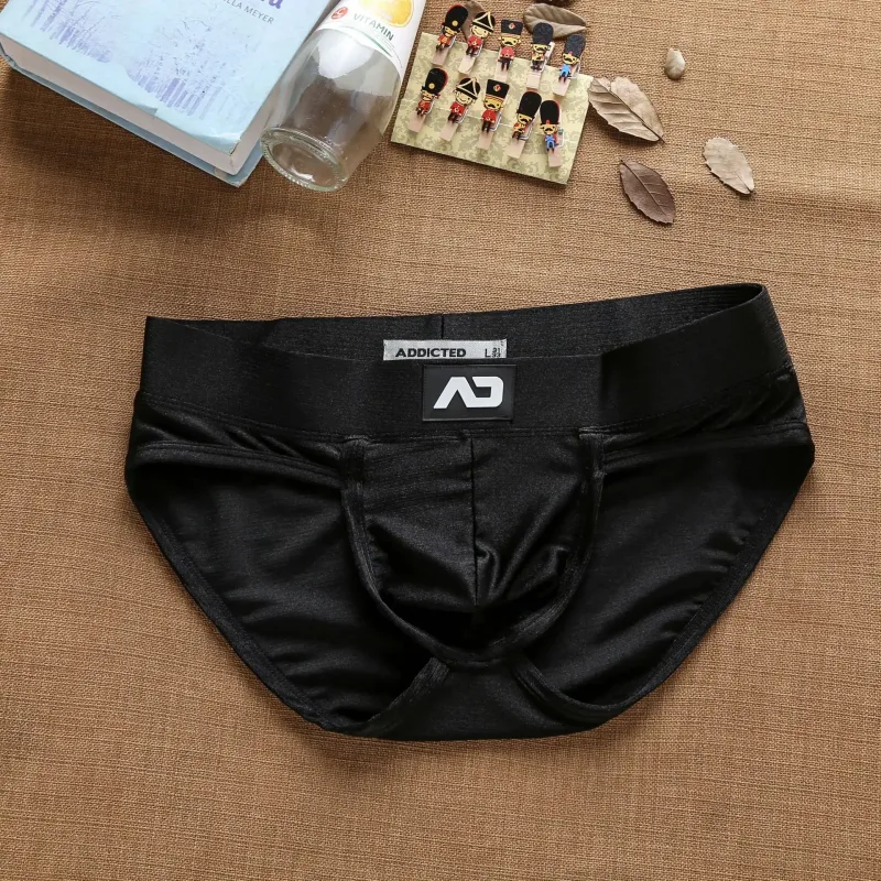 2025Simples, cor sólida, elegante, cuecas masculinas de cintura baixa em nylon escovado brilhantes AD3-M257