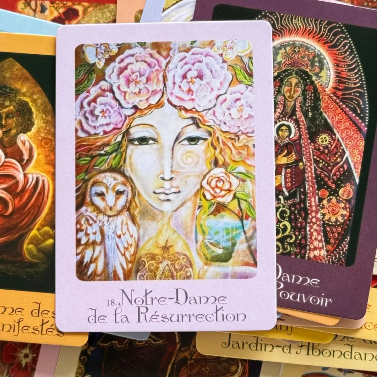 L'Oracle De Marie Mère Universelle Versão Francesa Milagres de Proteção e Guérison Oracle Deck 44 Jogos de Tabuleiro