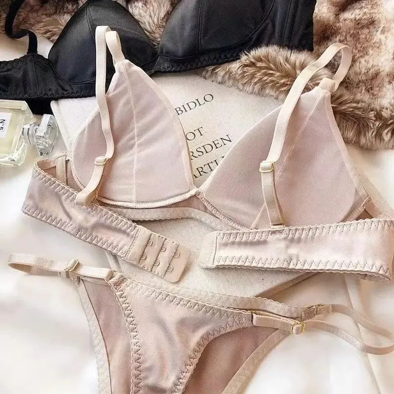 French Triangle Cup Bra Comfortable Underwired Small Chest Sexy Top Support Anti-Sag Comfortable Fabric Thin Glossy Bra — image 3