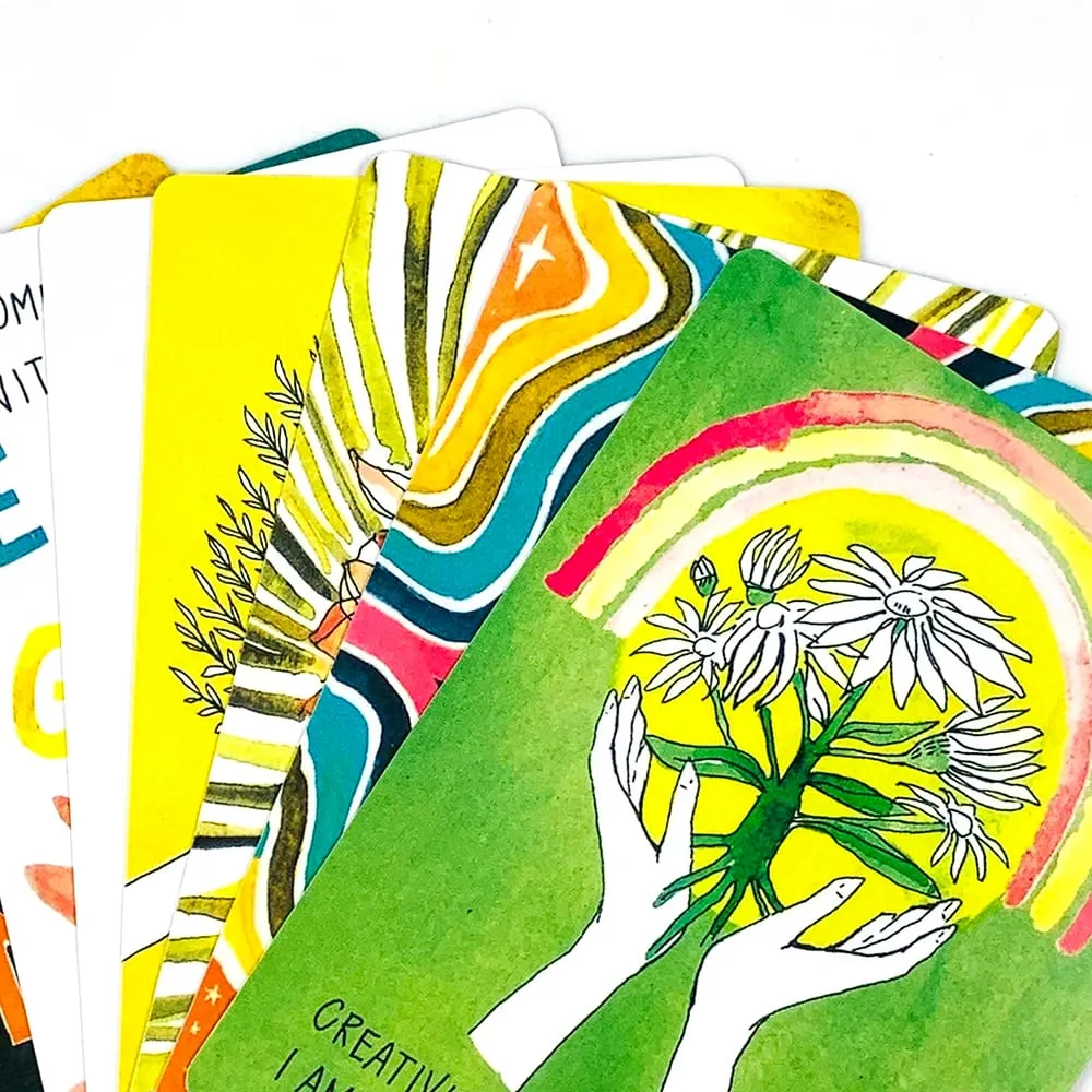 Um 52pcs Oracle Cards Jogo de tabuleiro de cura mental para iniciantes e colecionadores Reunião de família Jogo de cartas de jogo de adivinhação