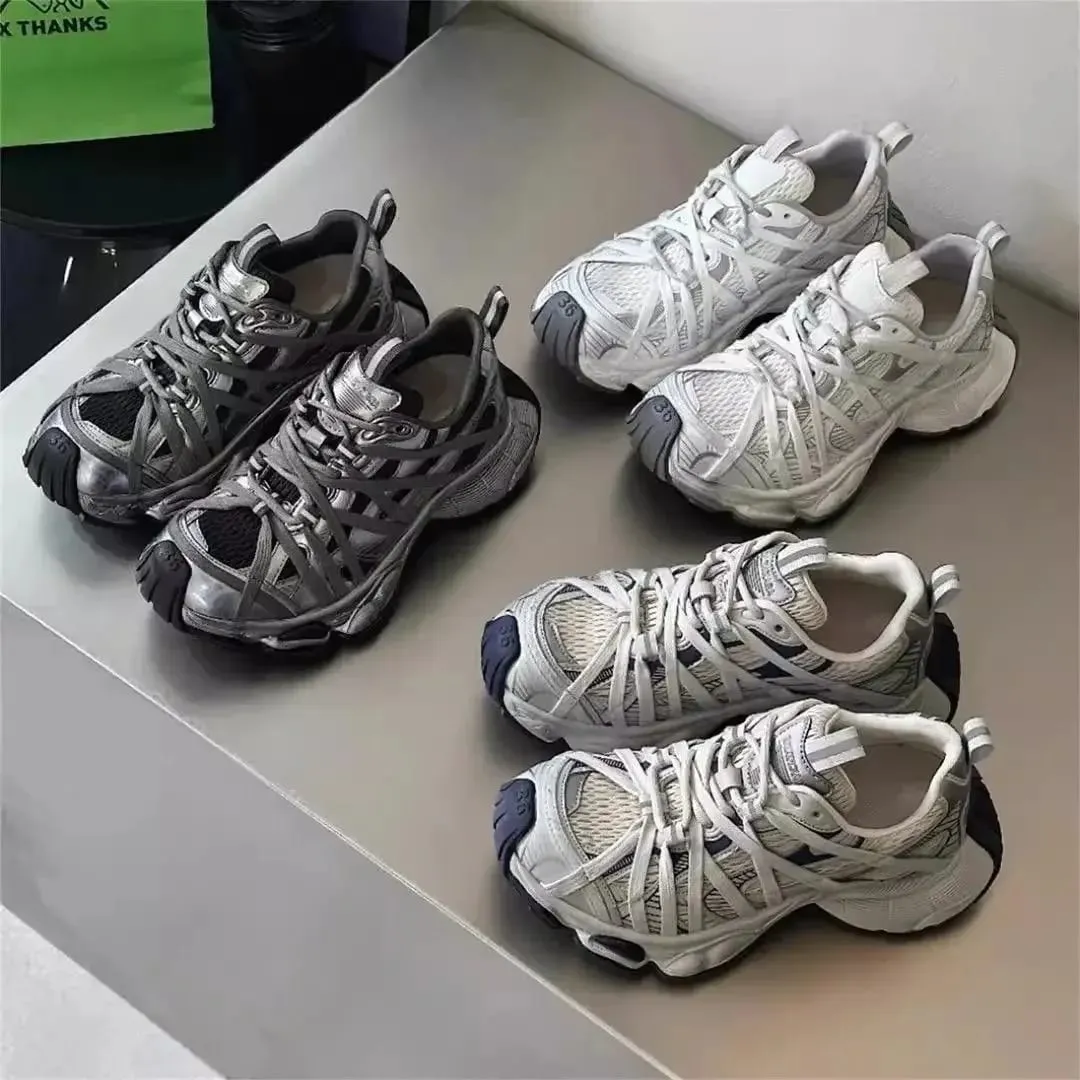 Primavera verão novo estilo das mulheres dos homens pai sapatos de fundo grosso superfície líquida sapatos esportivos na moda versátil respirável gravata sapatos