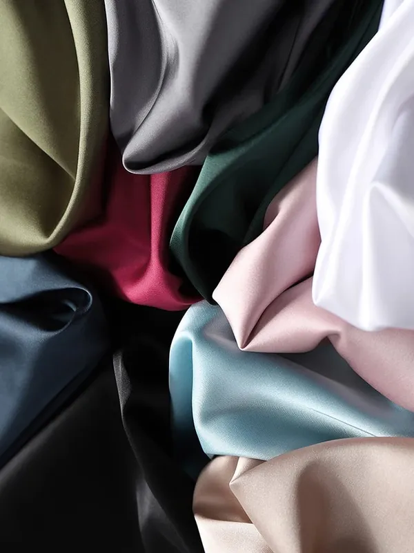 2026 Spaghetti Strap Top Women Halter V Neck Basic White Cami Sleeveless Satin Silk Tank Tops Women'S Summer Camisole