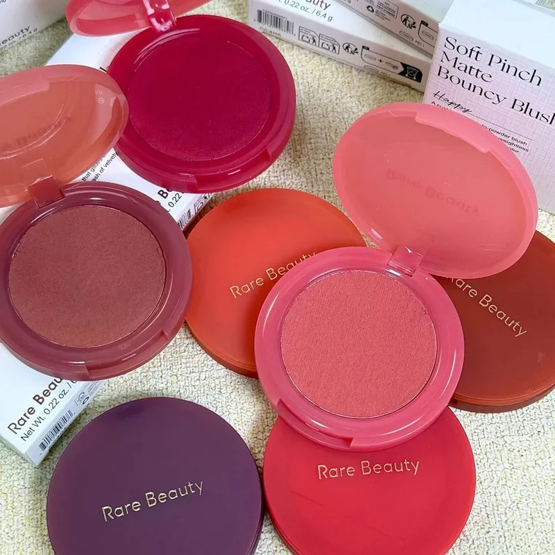 Creme de beleza raro blush fofo purê de batata textura aplicação suave cria brilho natural fresco nas bochechas