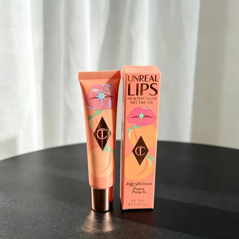 Charlotte Tilbury Lip Gloss Moisturizing Hydrating Silky Exfoliating Long-lasting Concealing Everyday Cosmetics With Packaging — image 12