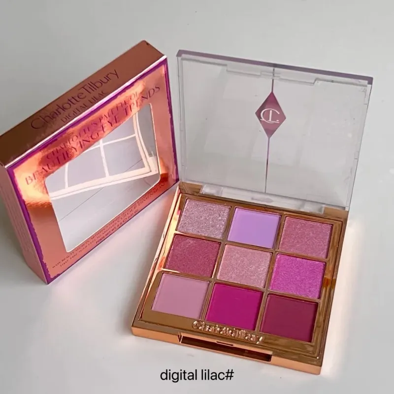 Charlotte Tilbury Hollywood Flawless Liquid Highlighter hidrata a pele Paleta luxuosa com acabamentos metálicos brilhantes e acetinados
