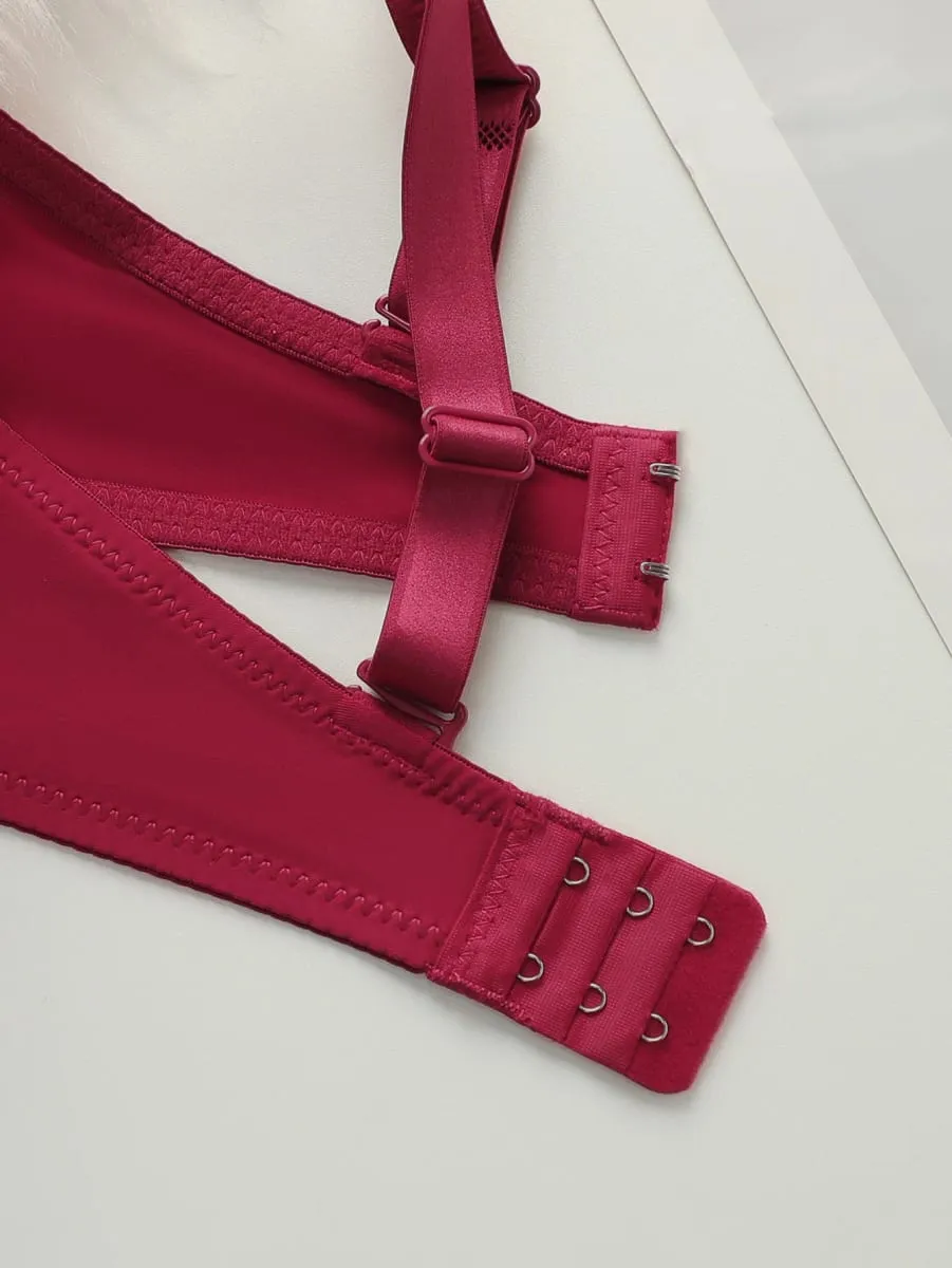 Sutiã acolchoado grosso sexy com suporte de aço é adequado para seios pequenos para mostrar seu tamanho Conjunto de roupa íntima feminina B2051