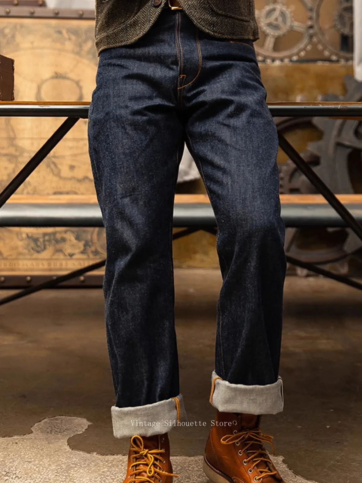 Red Tornado 350 Jeans Selvedge com desenhos de costura de bolso com fivela nas costas 14 onças Calça jeans crua