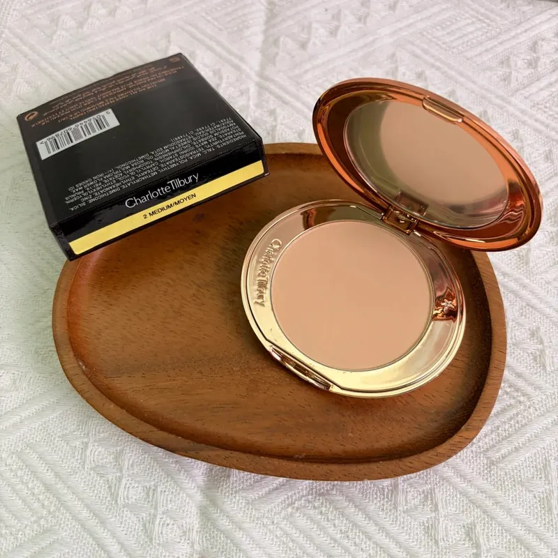 Charlotte Tilbury 噴槍粉模糊毛孔高光提亮持久柔焦發光化妝禮物