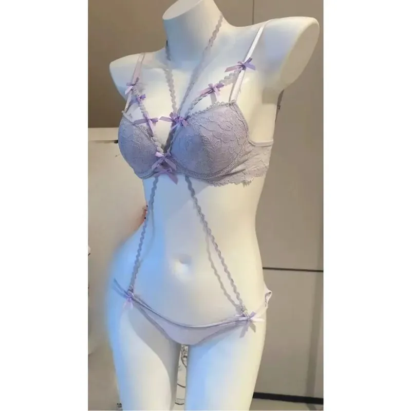 Conjunto de sutiã halter roxo com alça cruzada, detalhe de borboleta, kit de lingerie push up elegante para mulheres, conforto macio, uso diário