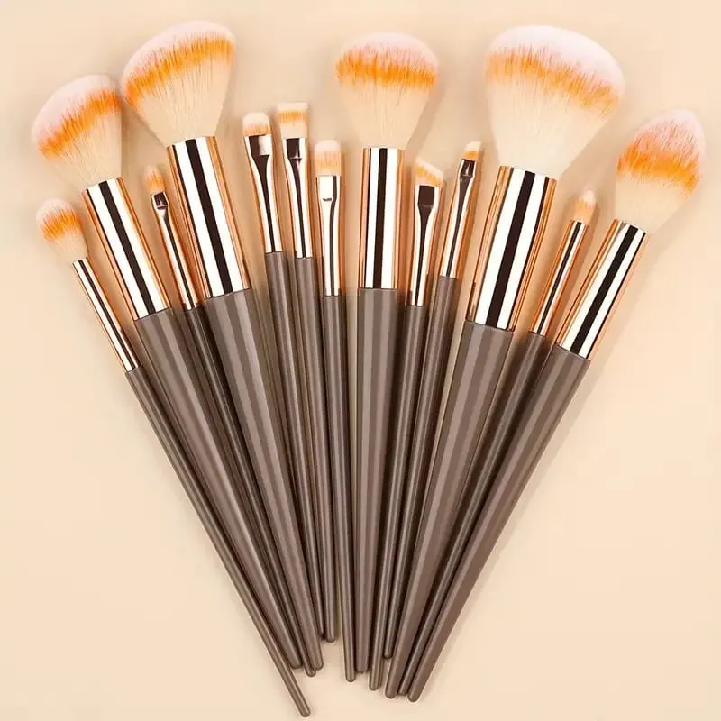 13PCS Makeup Brushes Set Soft Fluffy Eye Shadow Highlighter Concealer Brush Blush Loose Powder Brush Blending Women Beauty Tools